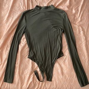 i’m a college student with limited closet space